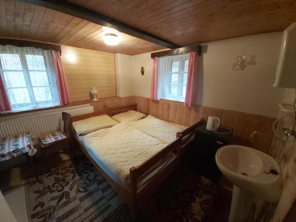 Ubytovani V Retro Chalupe Na Vecnosti Tanvald Bagian luar foto